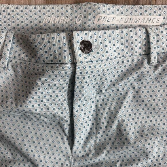 Johnnie-O Shorts Mens 40 Prep-Formance Geometric Golf Remsen Neptune Blue EUC - Picture 3 of 9
